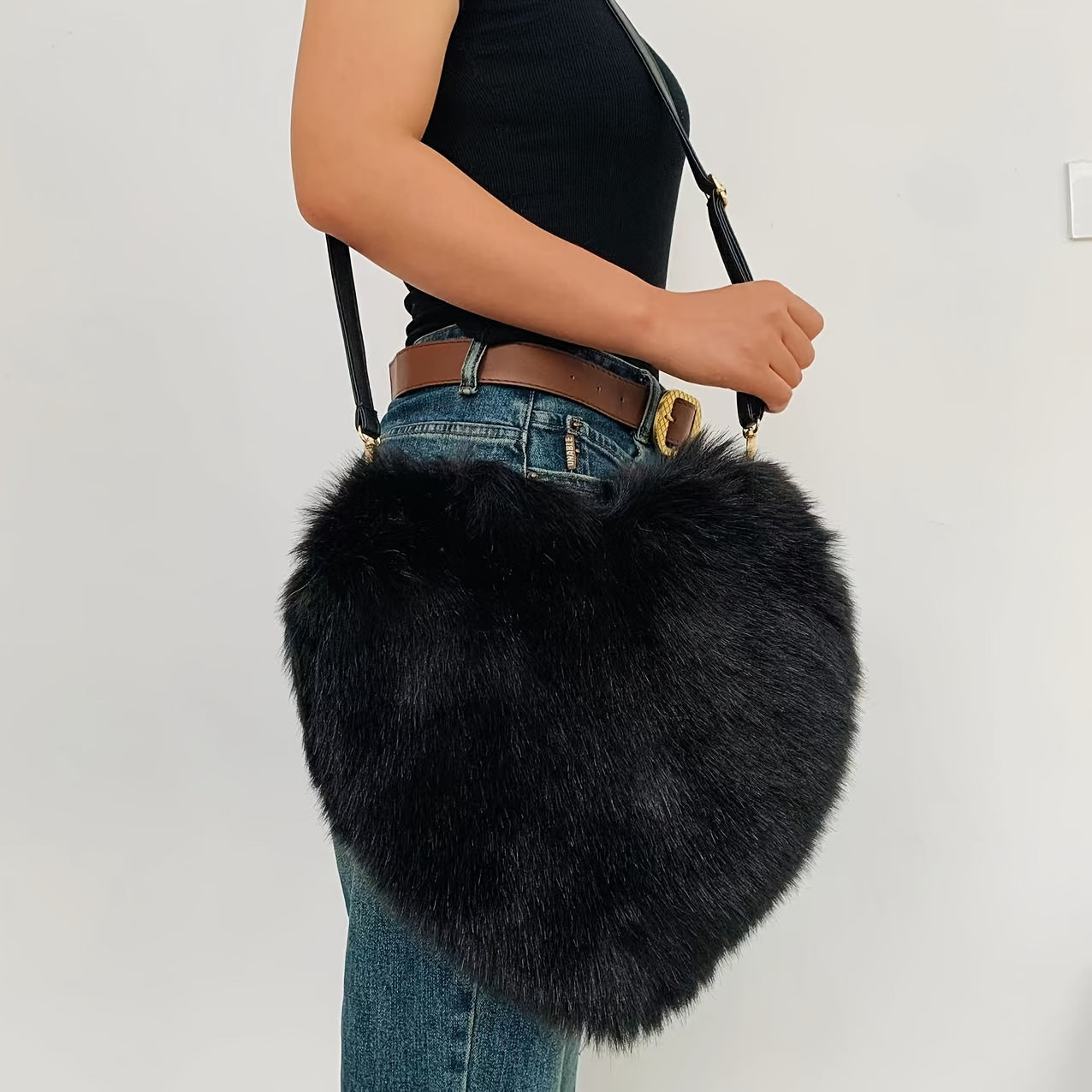Y2K Fluffy Crossbody Bag, Heart Shaped Novelty Shoulder Bag, Women's Trendy Handbag & Purse